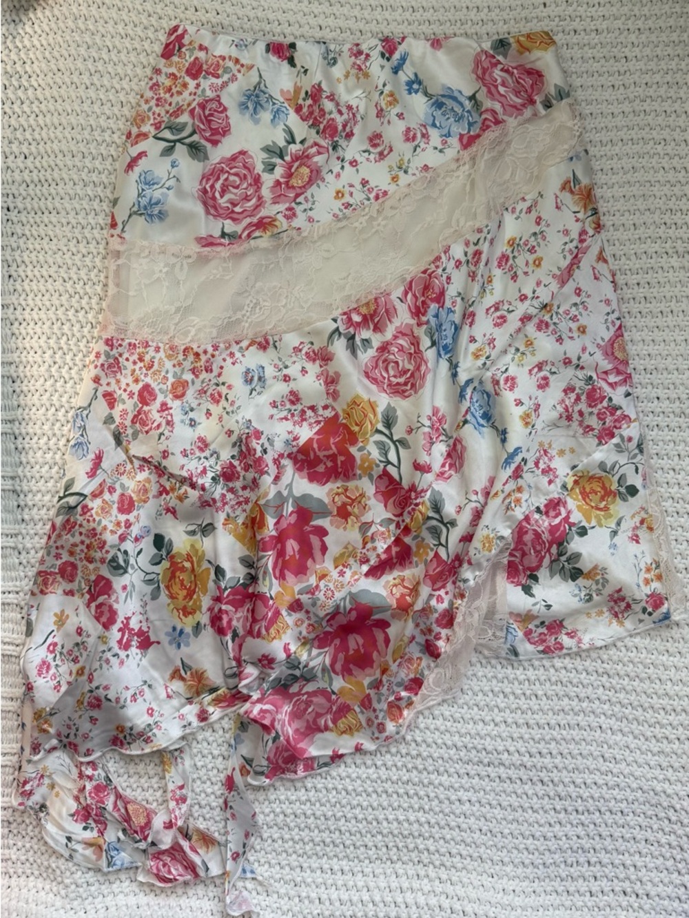 L / floral Asymmetrical flowy high low lace silk skirt